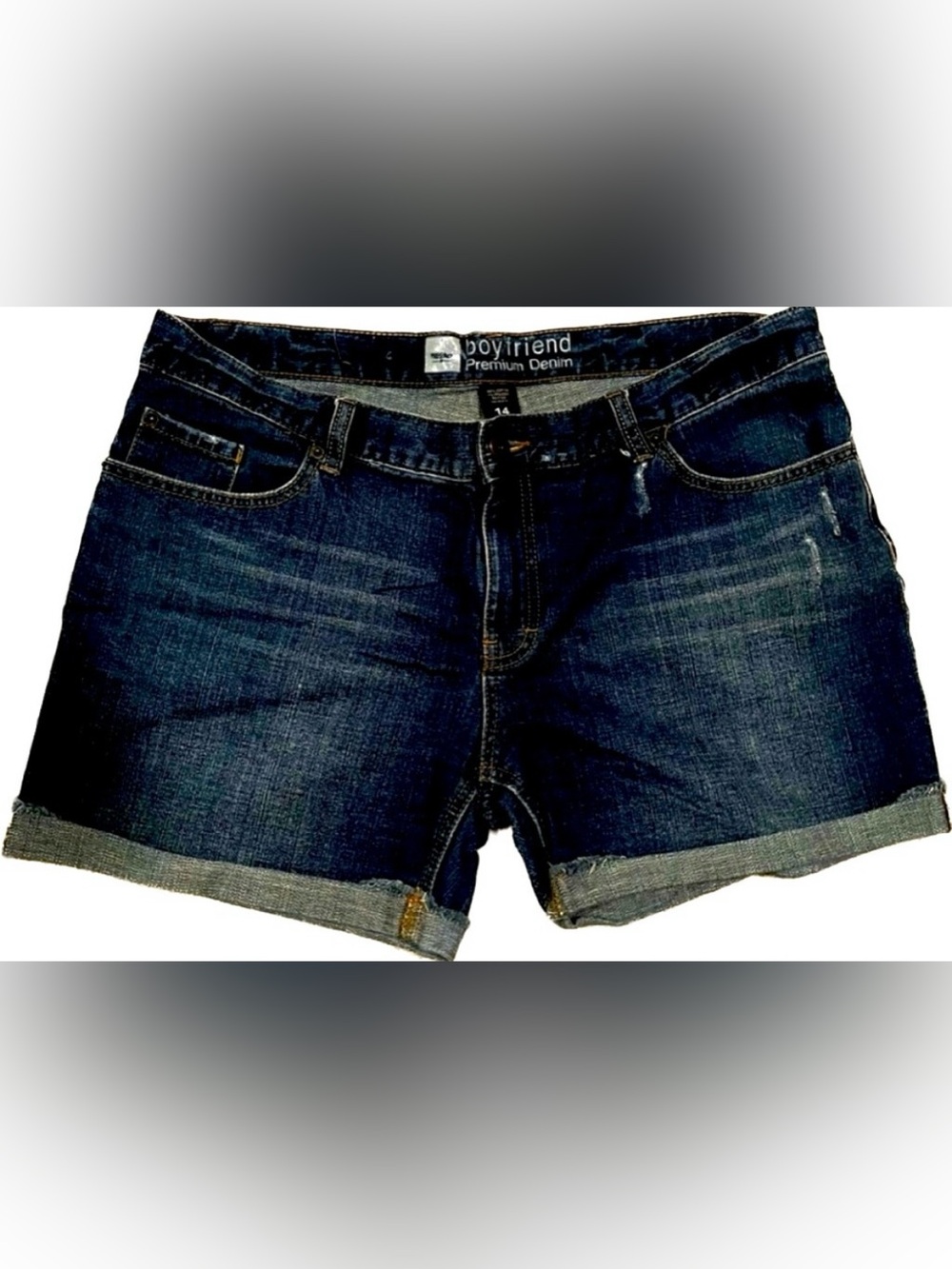 Mossimo Boyfriend Premium Denim Jean shorts. Excellent condition. Size 14